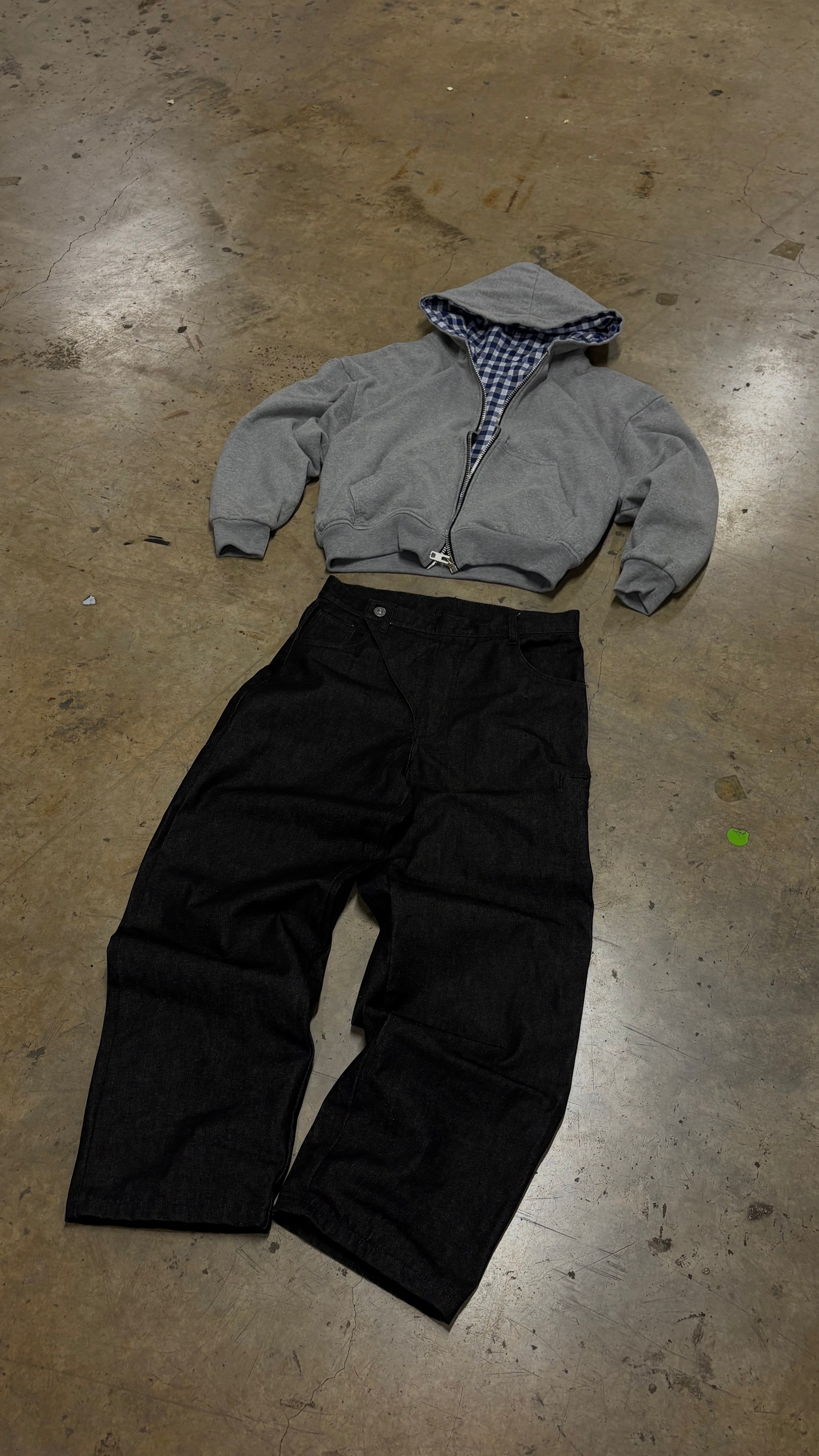 RAW SKEW DENIM
